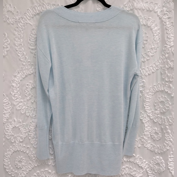 White House Black Market LS V-Neck Pullover - Picture 2 of 2